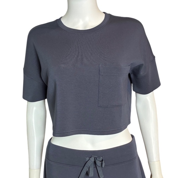 SPANX Tops - Spanx AirEssentials Cropped Tee Small – Smoke Gray